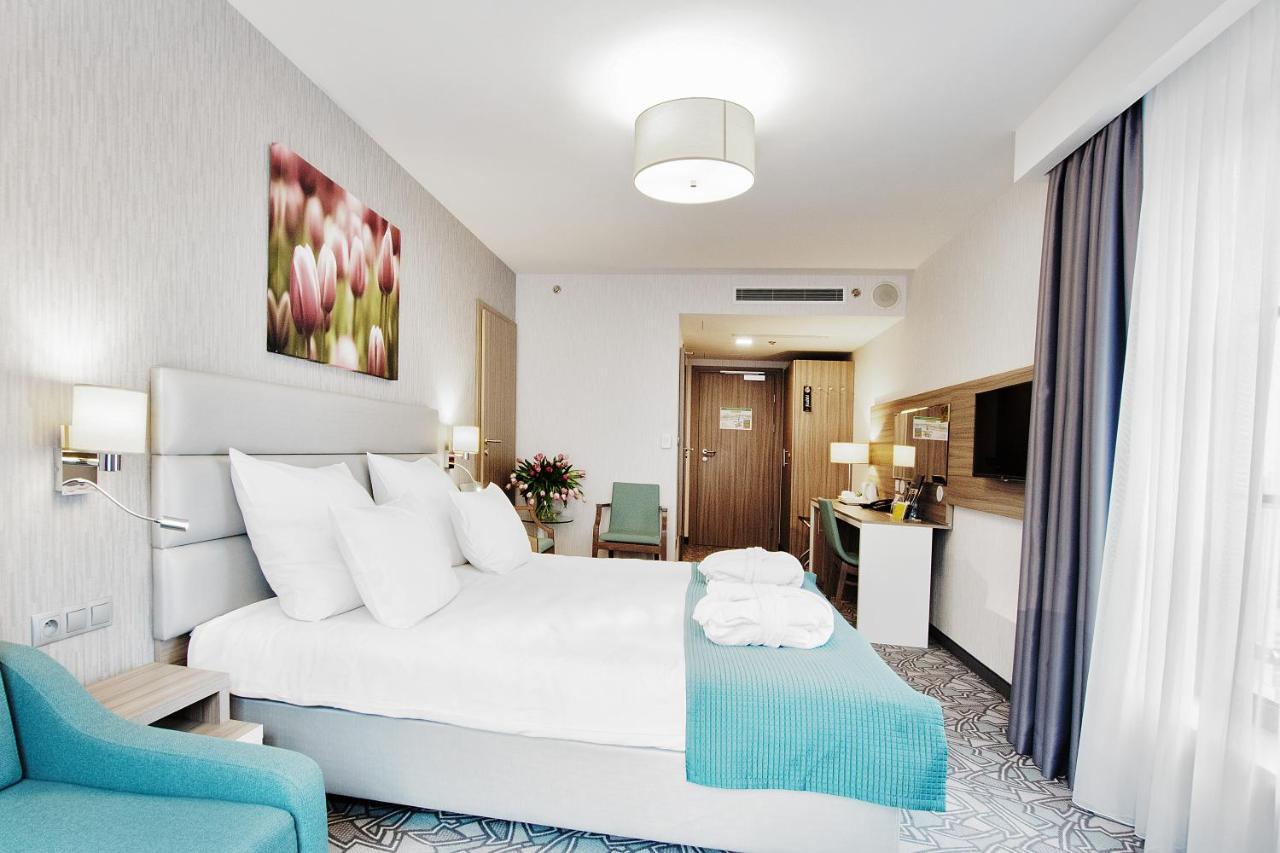 โกลเดน ทิวลิป คราคูฟ กาซิเมียร์ซ Hotel ภายนอก รูปภาพ