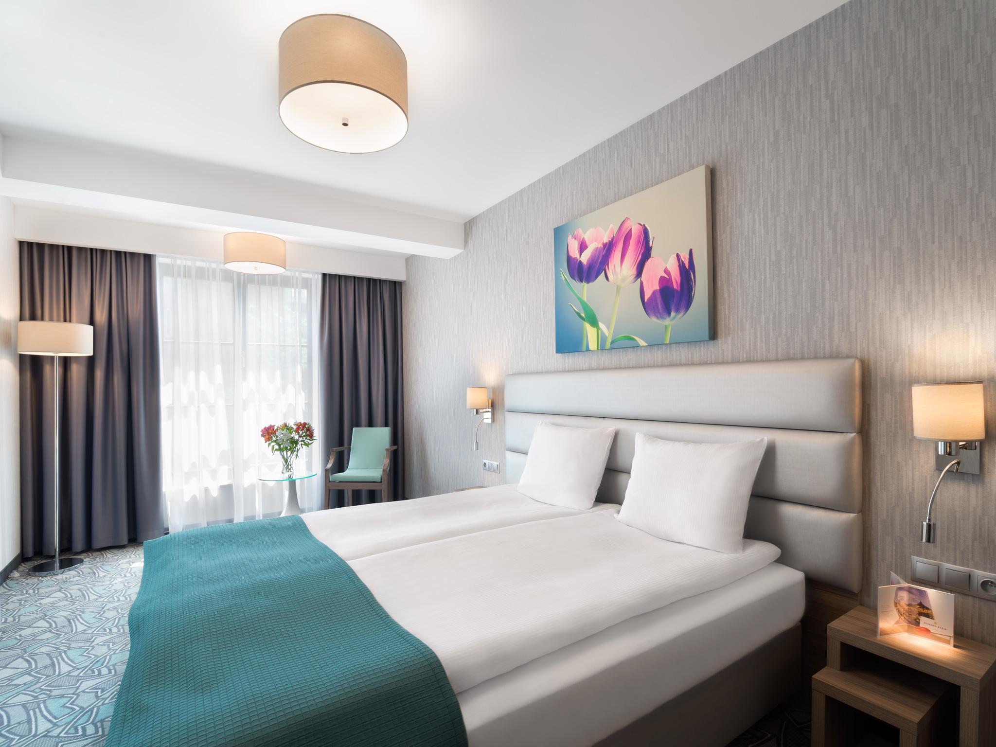 โกลเดน ทิวลิป คราคูฟ กาซิเมียร์ซ Hotel ภายนอก รูปภาพ